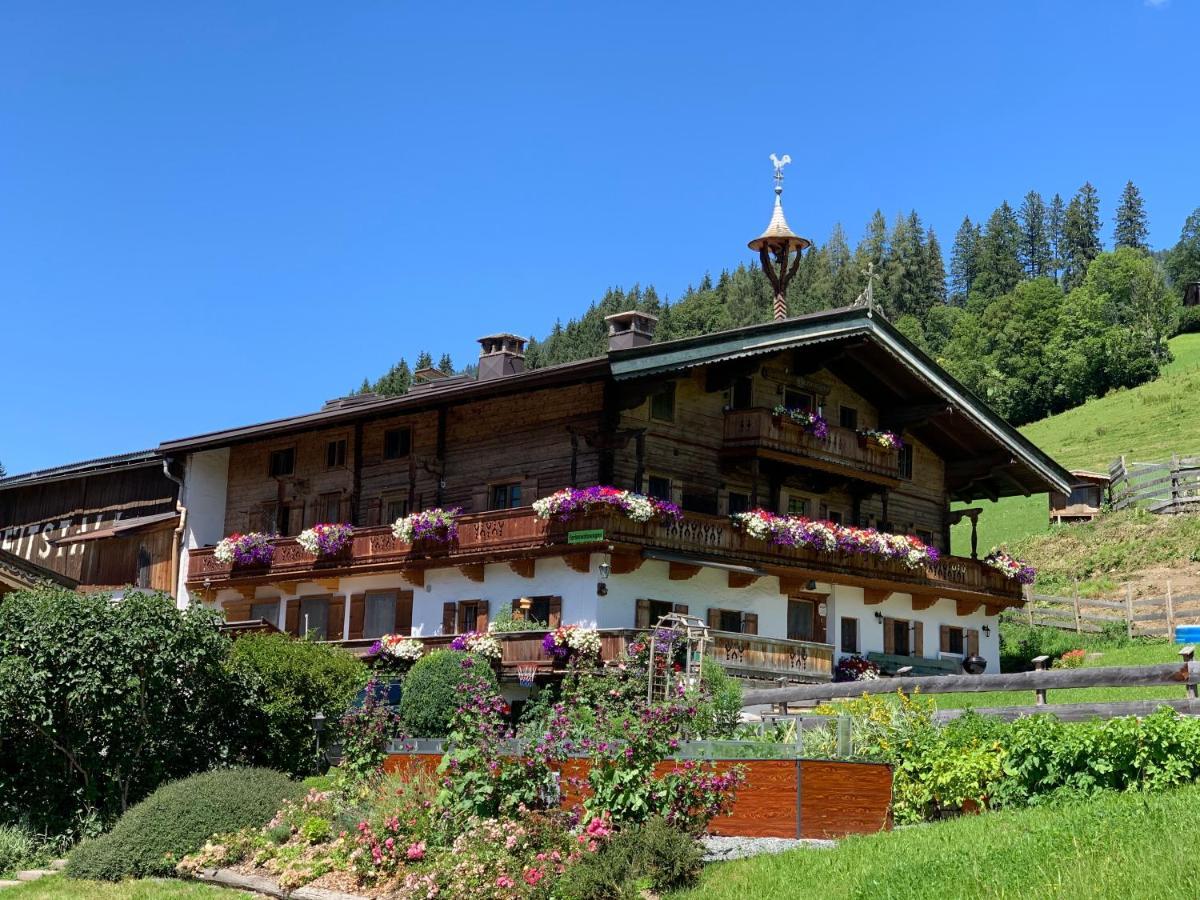 Reitstall Henntalhof Apartment Kitzbühel Exterior foto